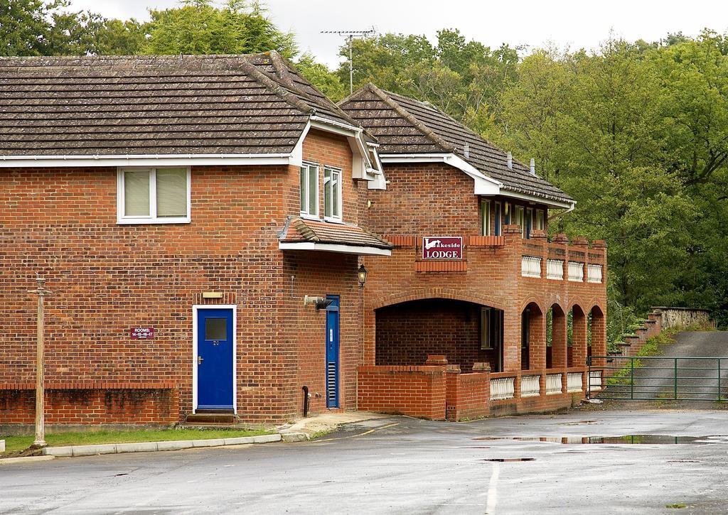 Lakeside Continental Hotel Camberley Luaran gambar